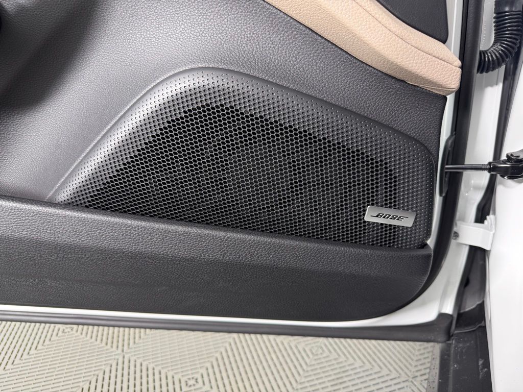 2026 Porsche Panamera 4 E-Hybrid - Photo 22