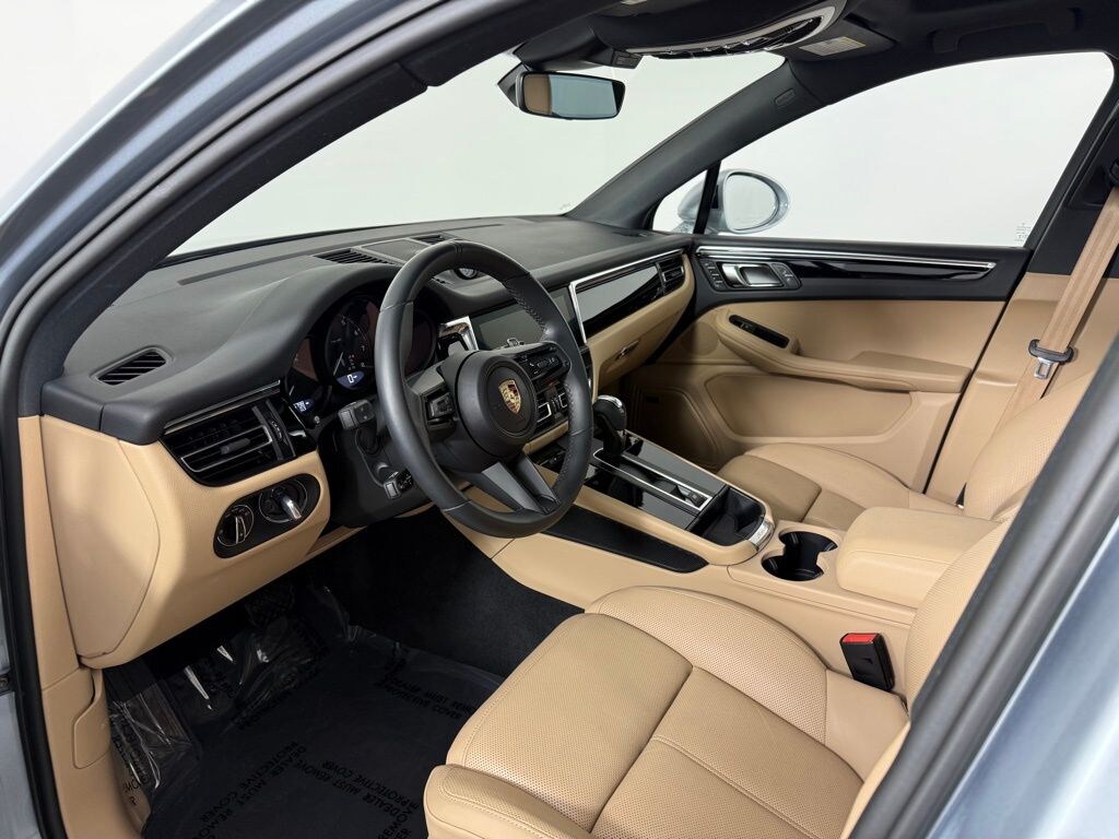 Certified 2025 Porsche Macan SUV