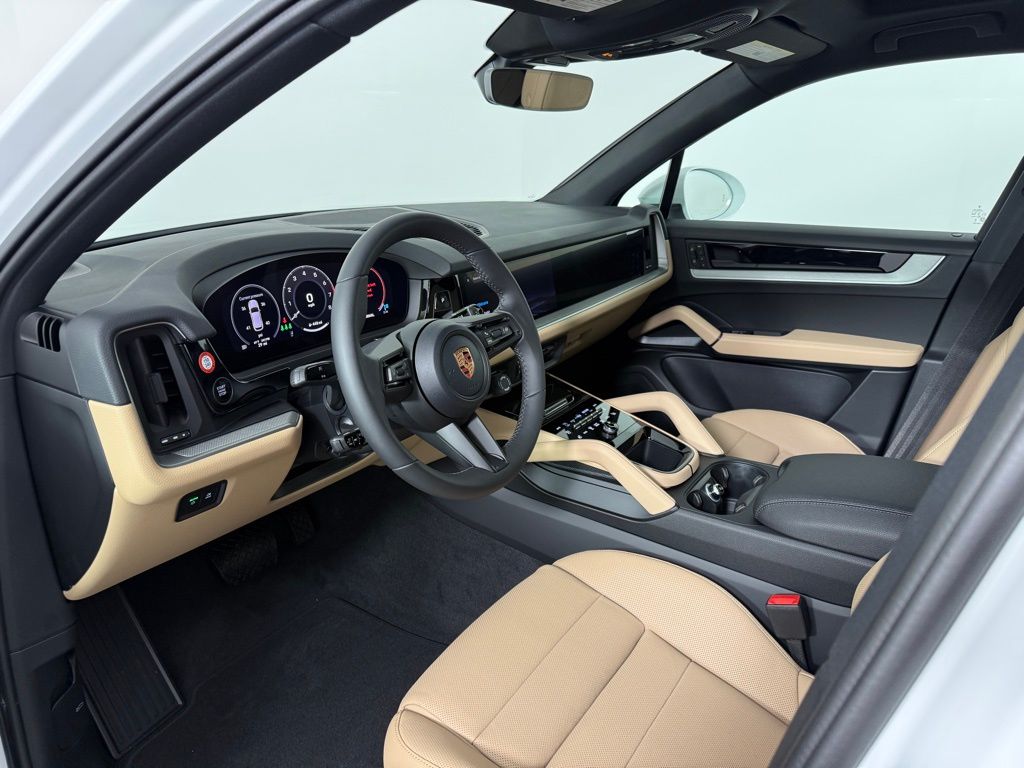 2026 Porsche Cayenne photo 4