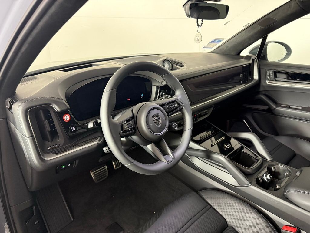 New 2025 Porsche Cayenne E-Hybrid Turbo SUV