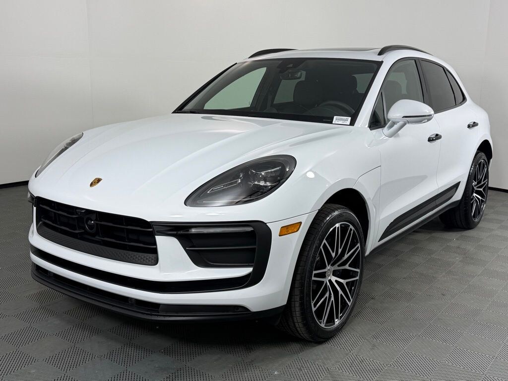 New 2026 Porsche Macan Base SUV