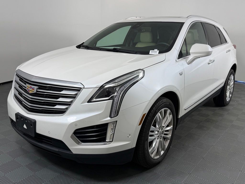 2017 Cadillac XT5 AWD Premium Luxury's photo