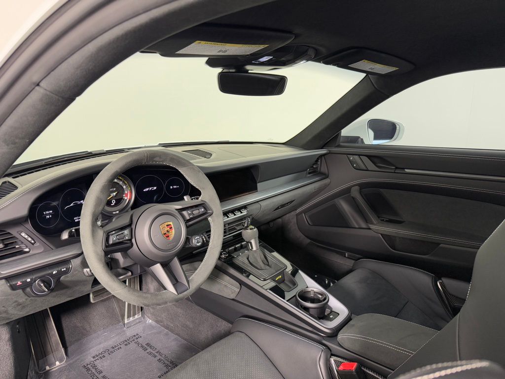 2024 Porsche 911 GT3 photo 4