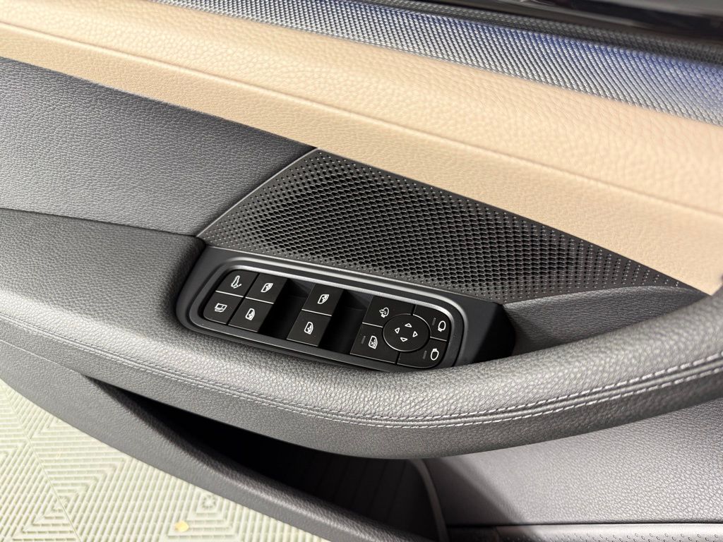 2026 Porsche Panamera 4 E-Hybrid - Photo 21