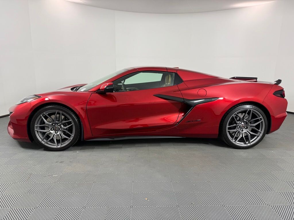 Used 2024 Chevrolet Corvette Z06 Convertible