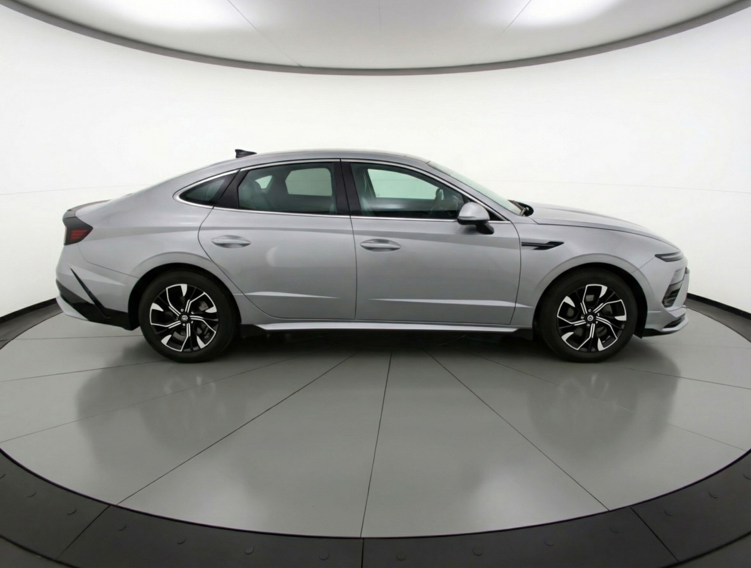 Thumbnail: 2025 Hyundai Sonata - 8