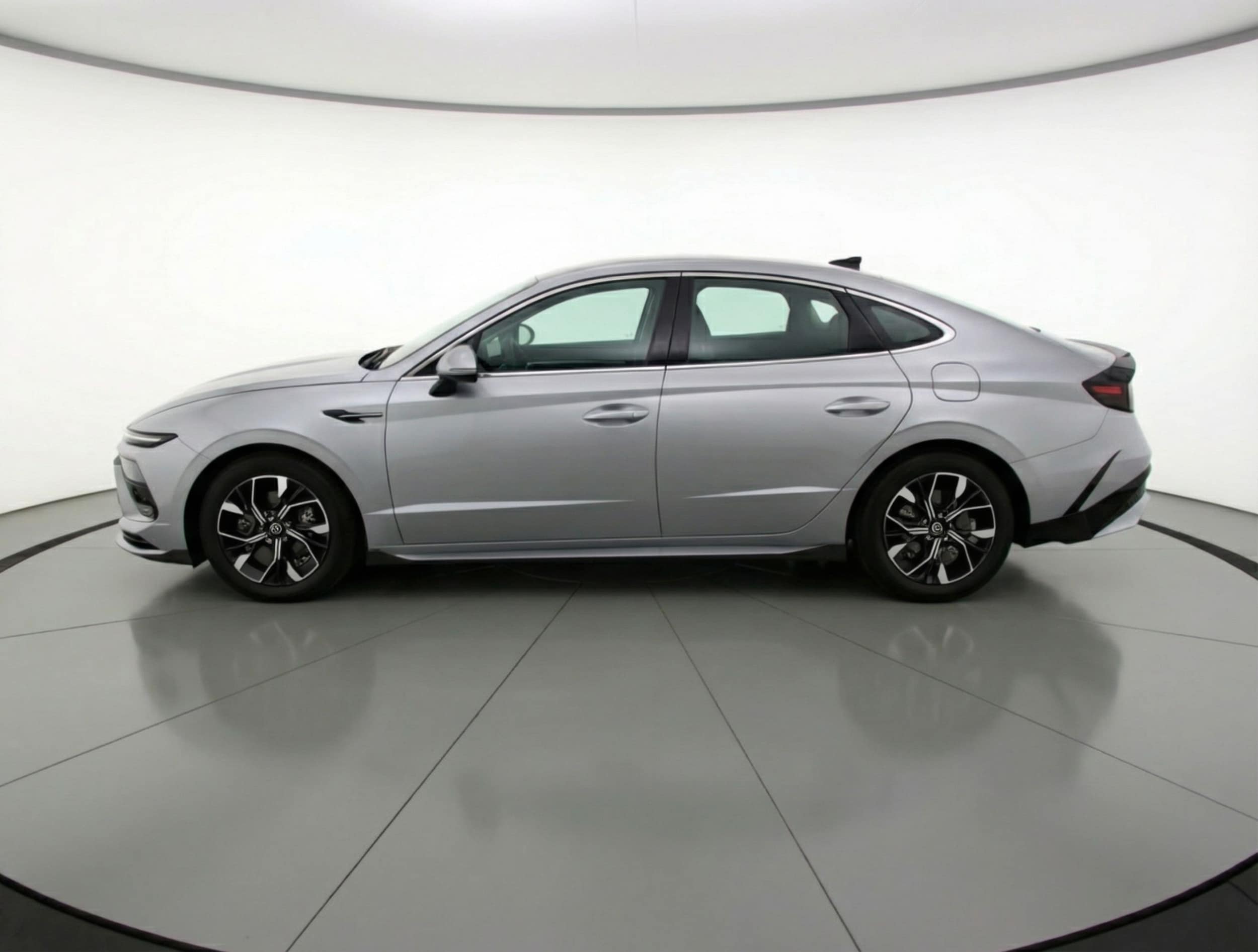 Thumbnail: 2025 Hyundai Sonata - 4