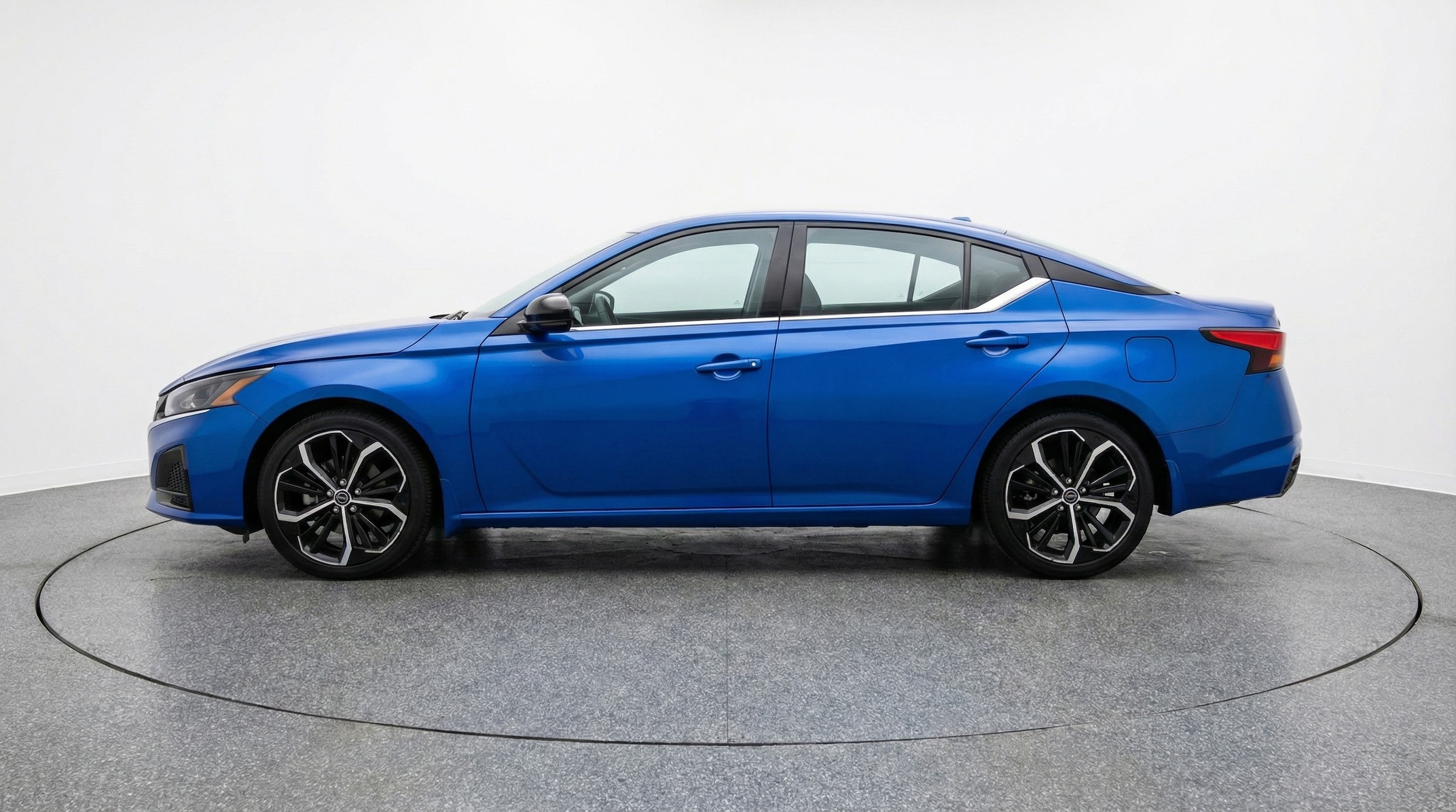 Thumbnail: 2025 Nissan Altima - 4