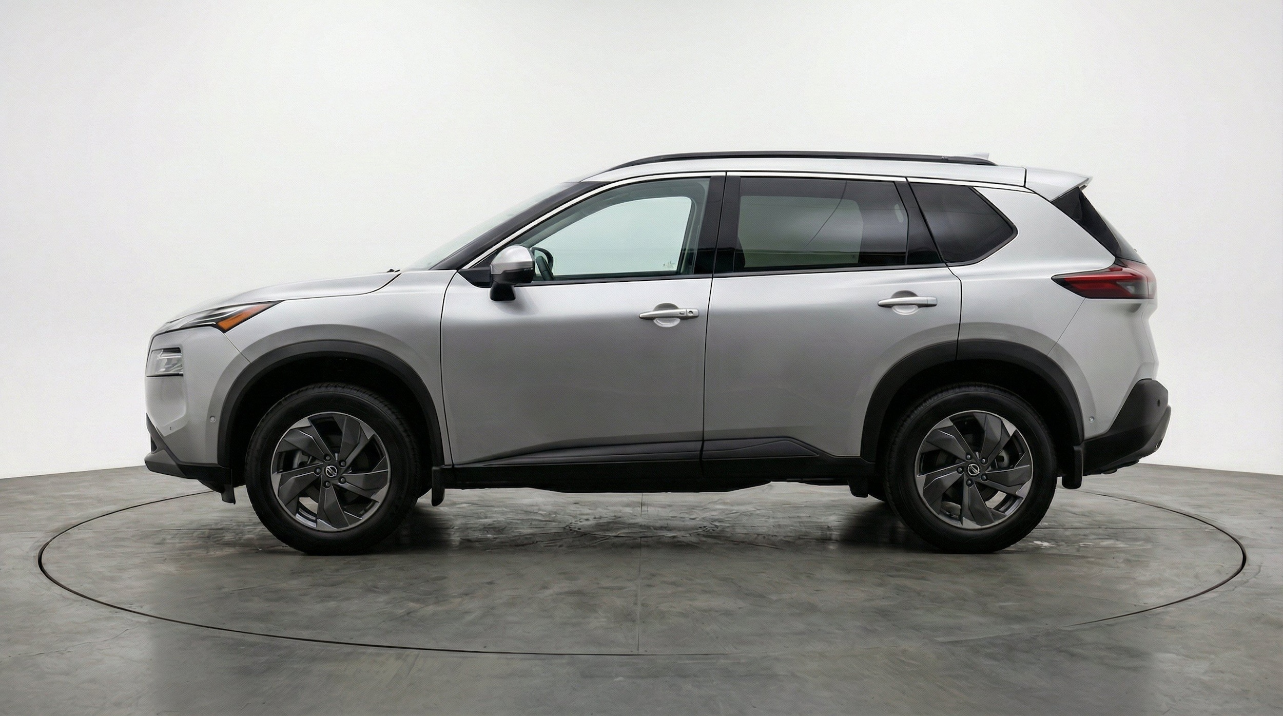 Thumbnail: 2025 Nissan Rogue - 5
