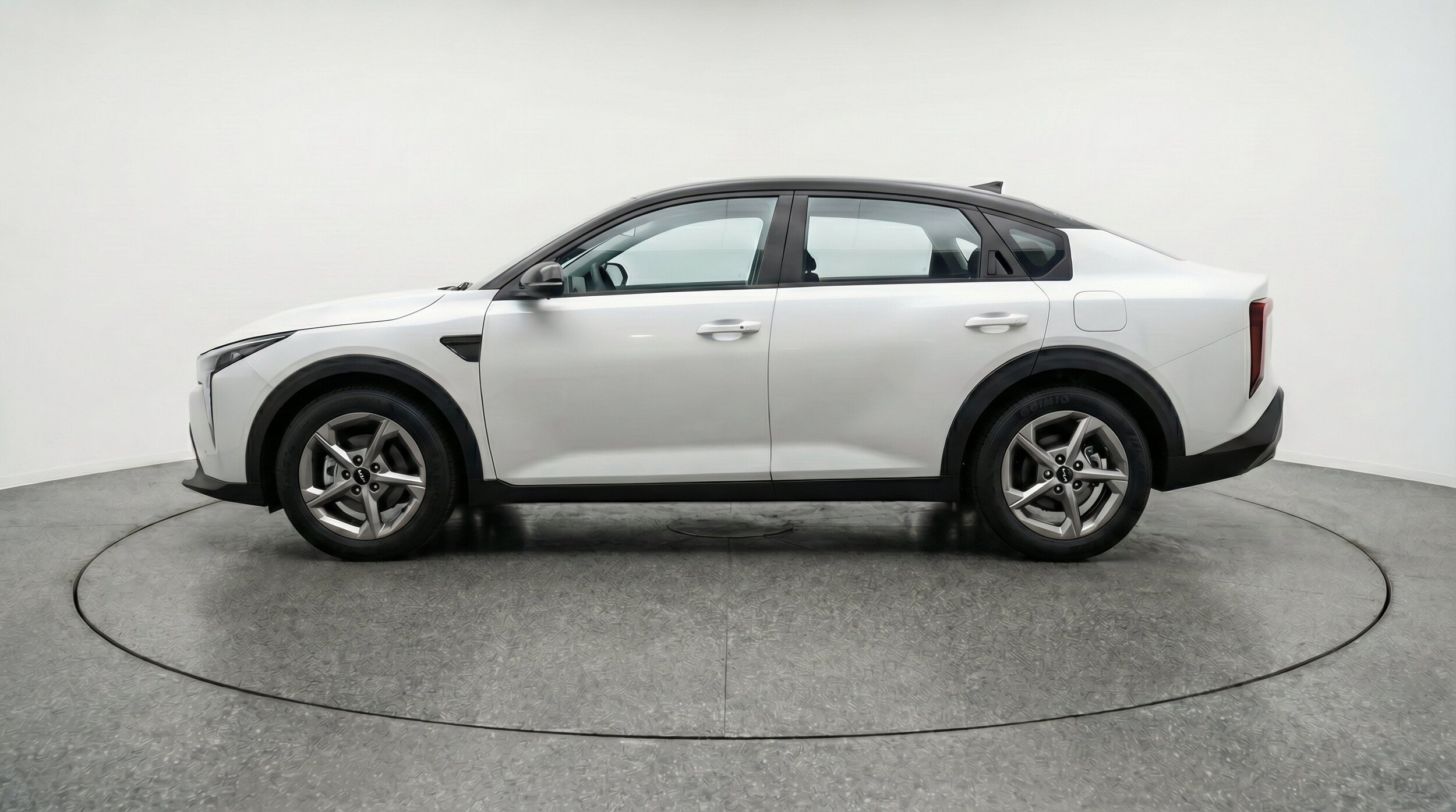 Thumbnail: 2026 Kia K4 - 5