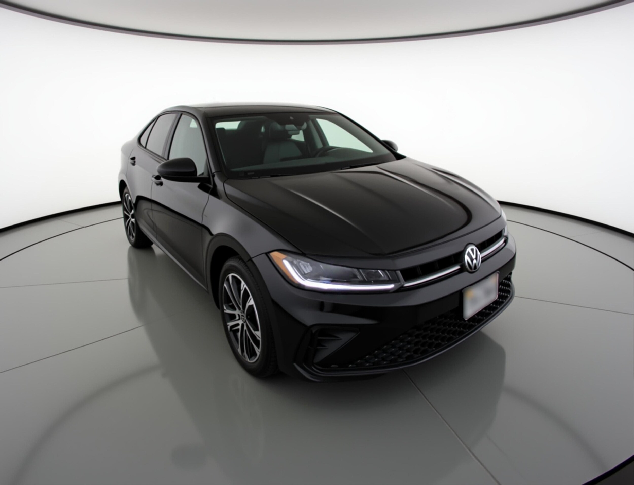 Thumbnail: 2025 Volkswagen Jetta - 1