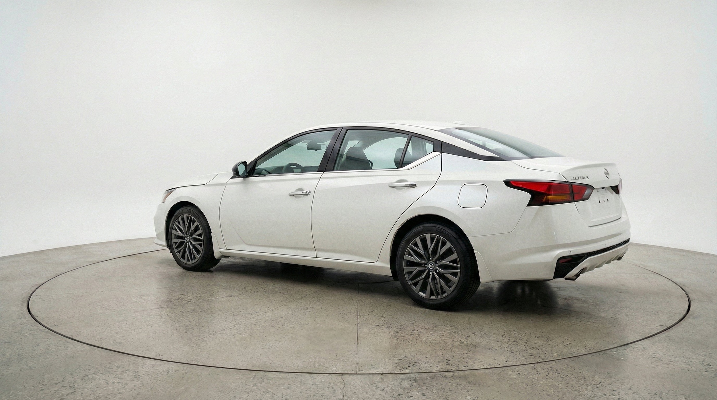 Thumbnail: 2025 Nissan Altima - 6