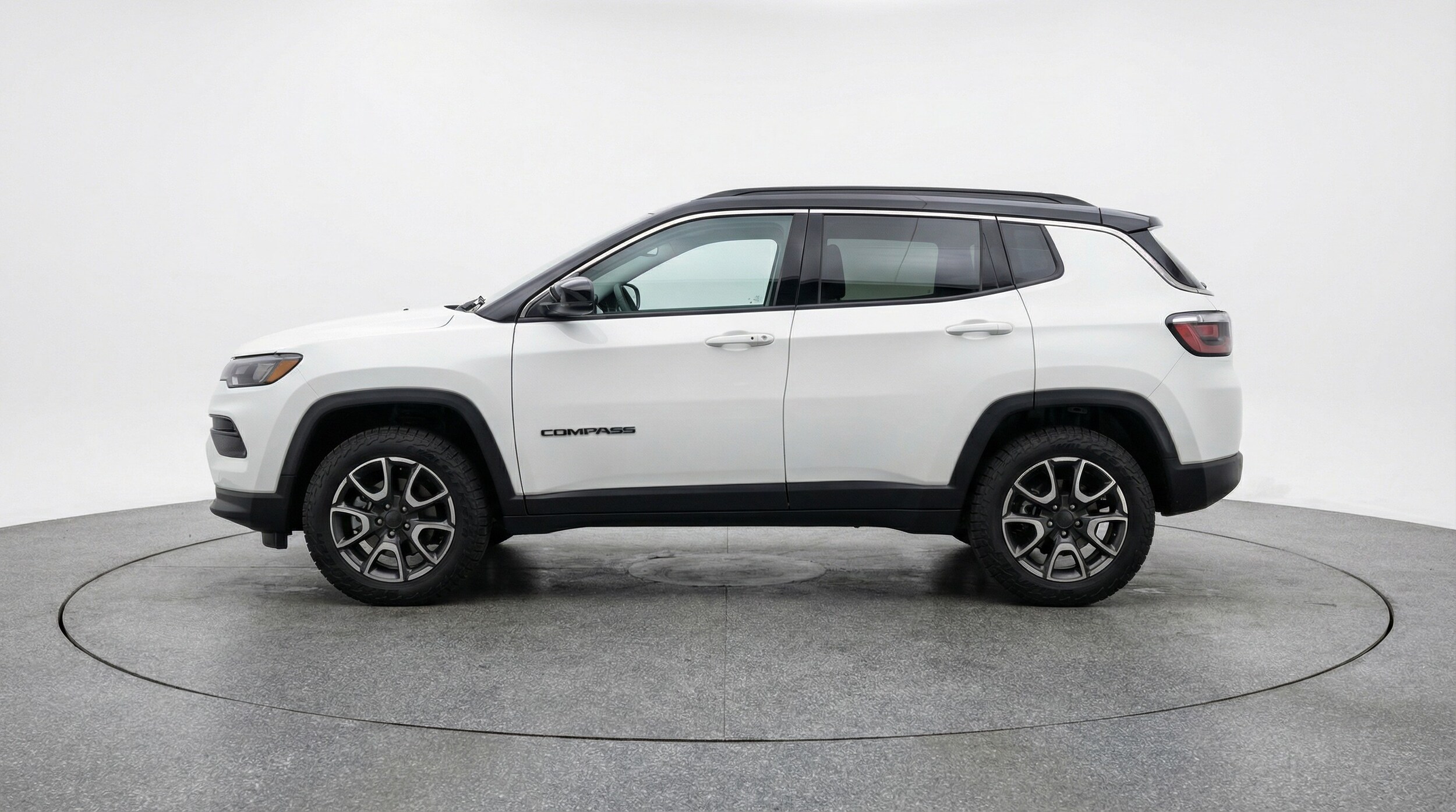 Thumbnail: 2025 Jeep Compass - 4