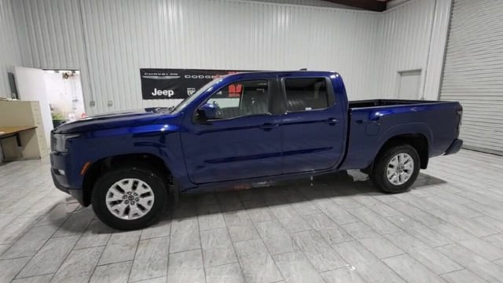 Used 2022 Nissan Frontier Crew Cab Long Bed SV 4x4 Truck Crew Cab
