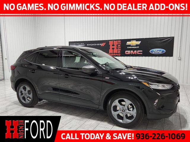 2025 Ford Escape ST-Line's photo