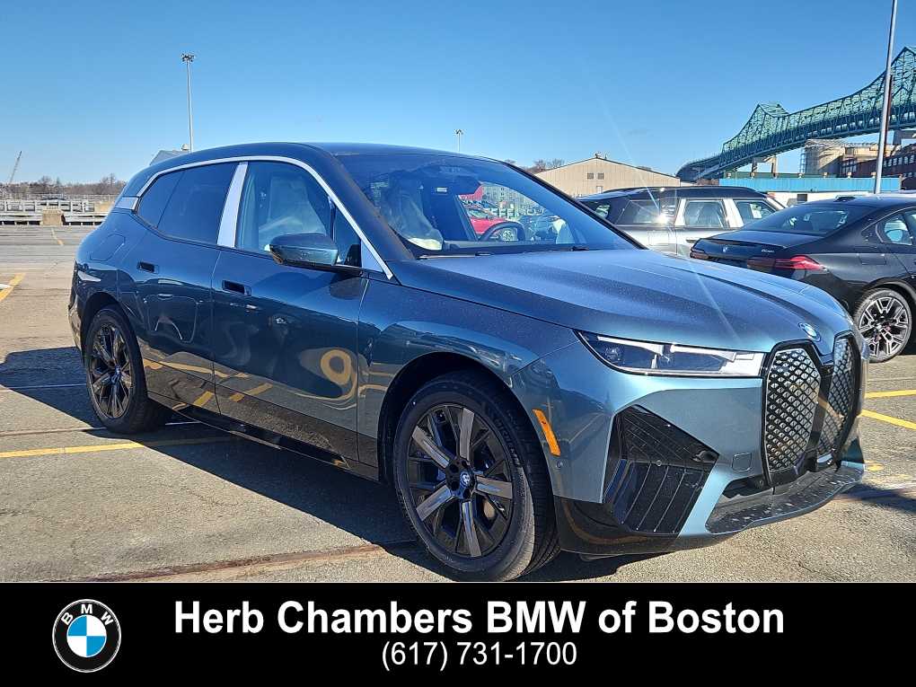 2025 BMW iX