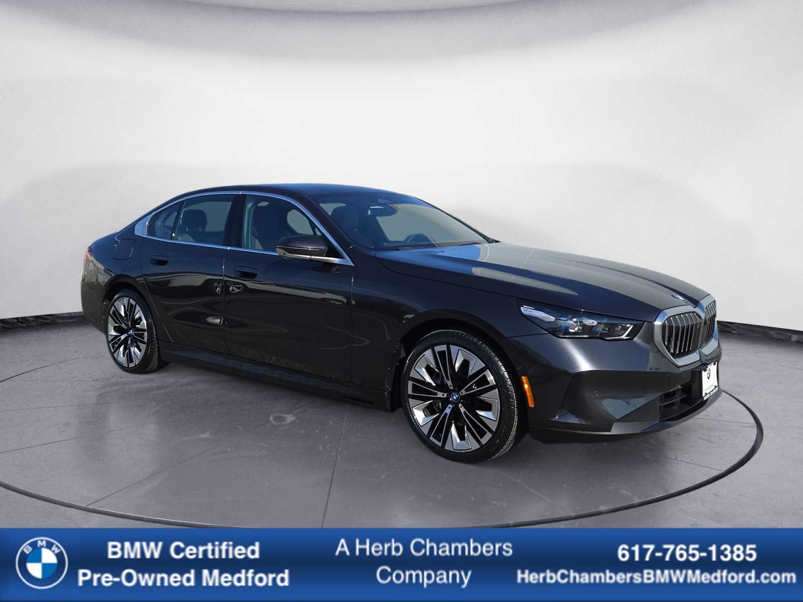 2024 BMW i5 40's photo