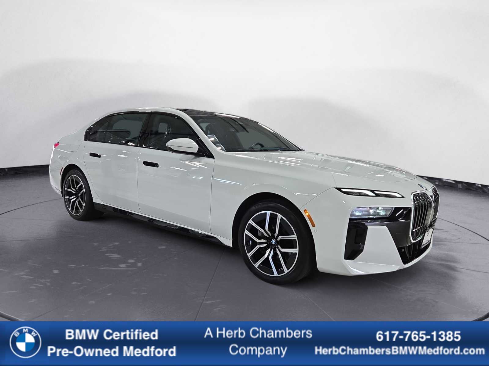 2024 BMW 7 Series 740i