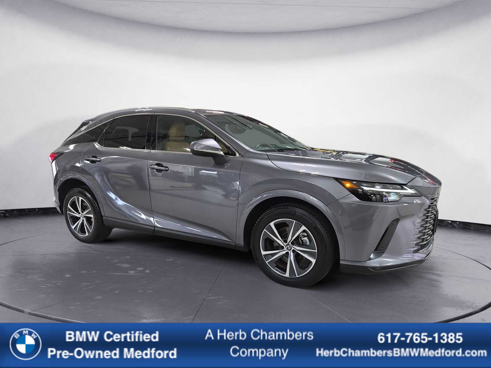 2023 Lexus RX 350's photo