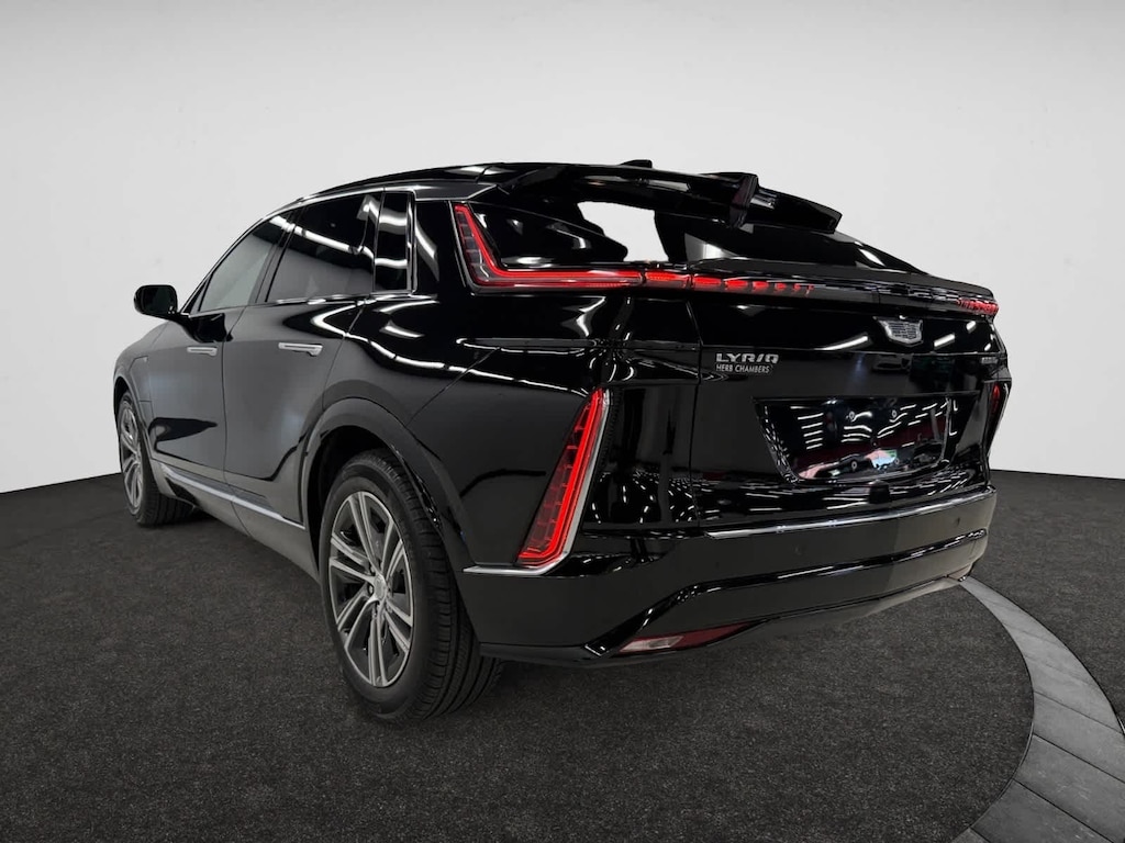 Used 2024 CADILLAC Lyriq Luxury 1 SUV