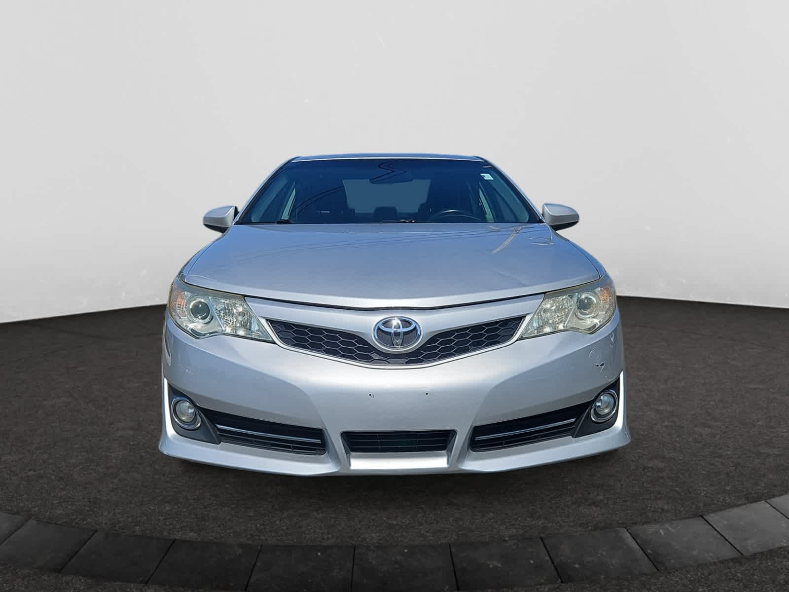 Used 2014 Toyota Camry SE with VIN 4T1BF1FK6EU437289 for sale in Boston, MA