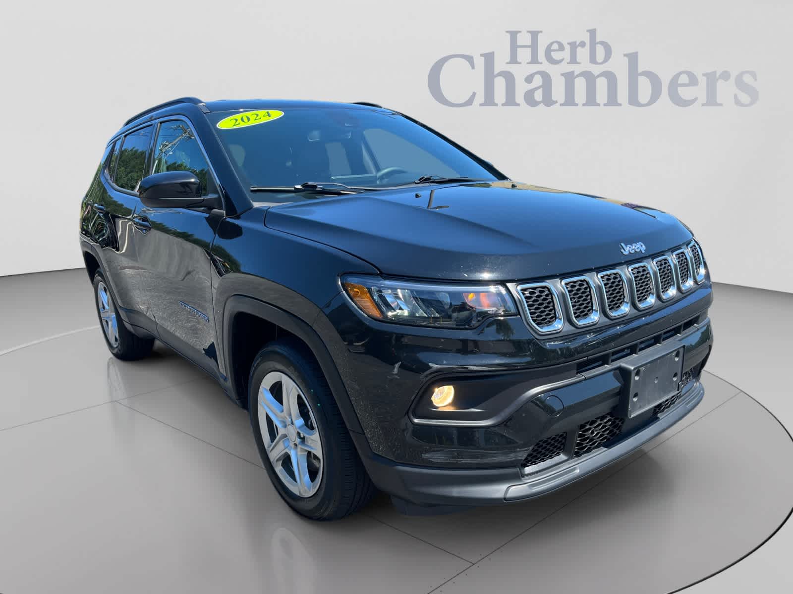 Diamond Black Crystal Pearlcoat 2024 Jeep Compass SUV / Crossover Four-Wheel Drive Automatic