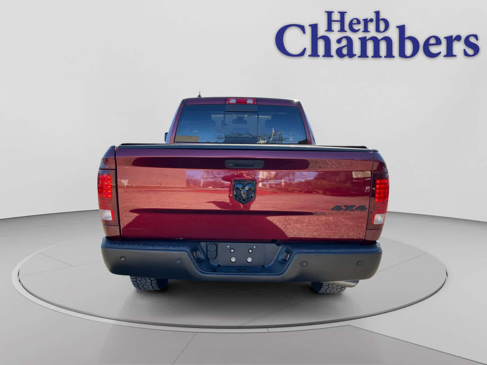 View vehicle photo 7