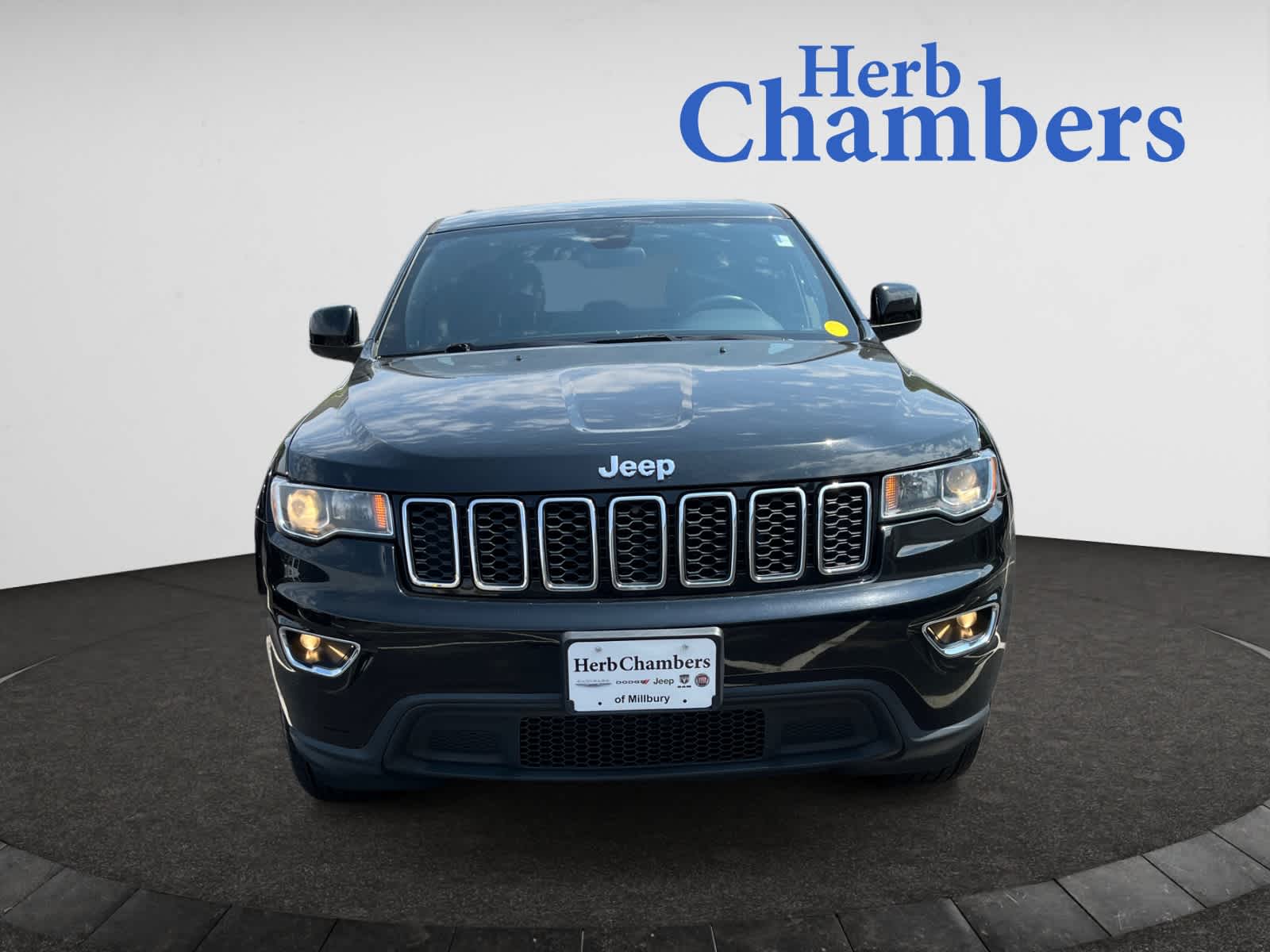 Used 2018 Jeep Grand Cherokee Laredo with VIN 1C4RJFAG3JC196017 for sale in Millbury, MA