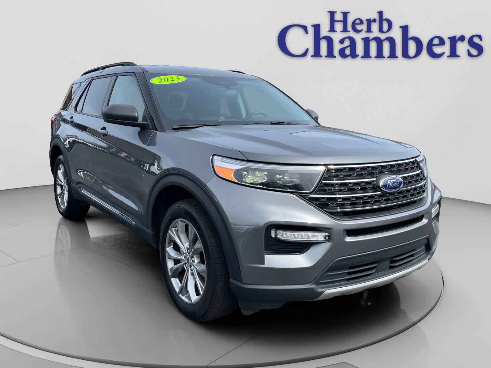 2023 Ford Explorer XLT AWD