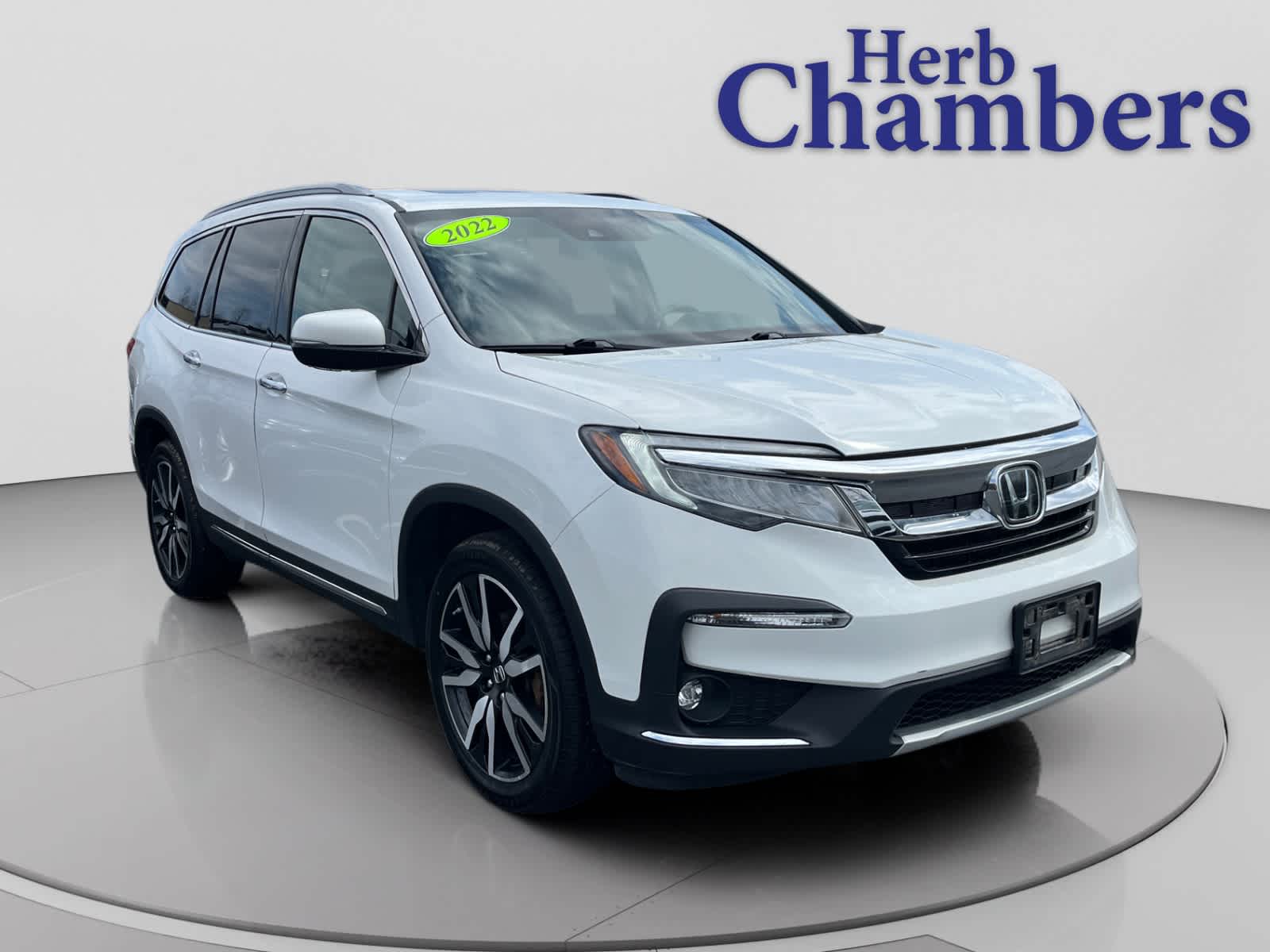 Platinum White Pearl 2022 Honda Pilot Touring AWD with Rear Captain's Chairs SUV / Crossover All-Wheel Drive 9-Speed Automatic