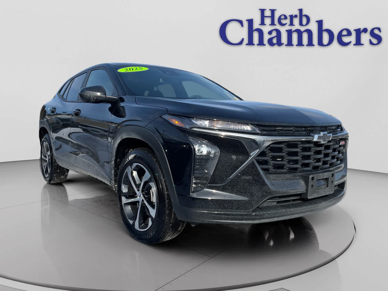 2025 Chevrolet Trax RS with 1RS FWD