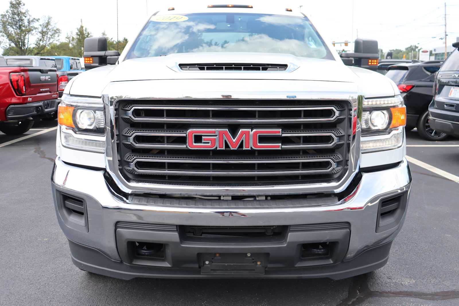 Used 2019 GMC Sierra 3500HD Base with VIN 1GT42TCY3KF256177 for sale in Danvers, MA