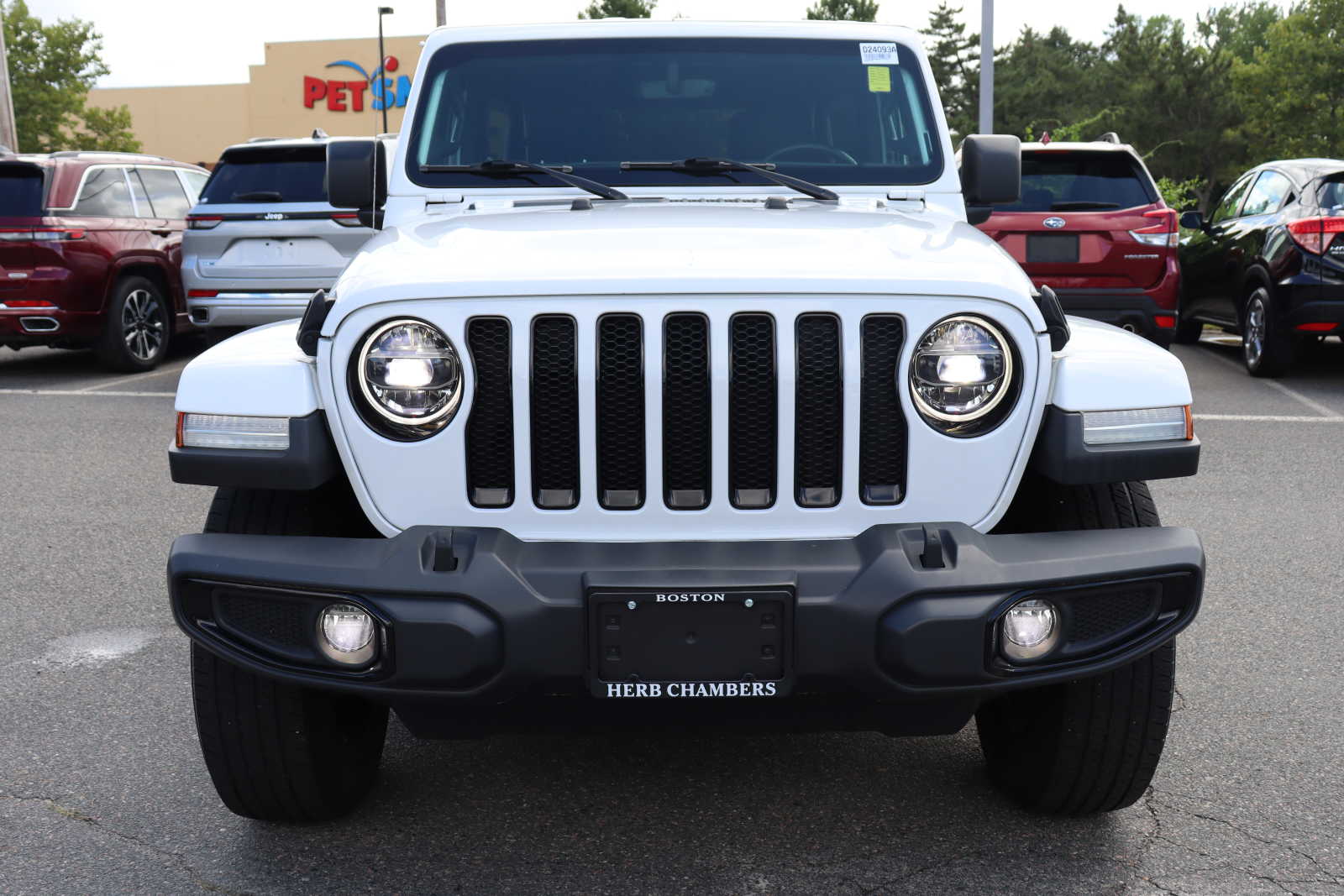 Certified 2020 Jeep Wrangler Unlimited Sahara Altitude with VIN 1C4HJXEG6LW137833 for sale in Danvers, MA