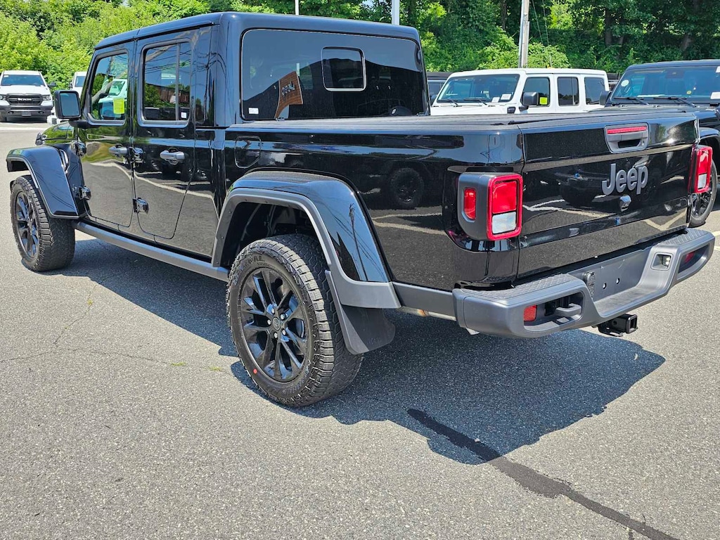 New 2024 Jeep Gladiator NIGHTHAWK 4X4 For Sale in Danvers & Boston, MA