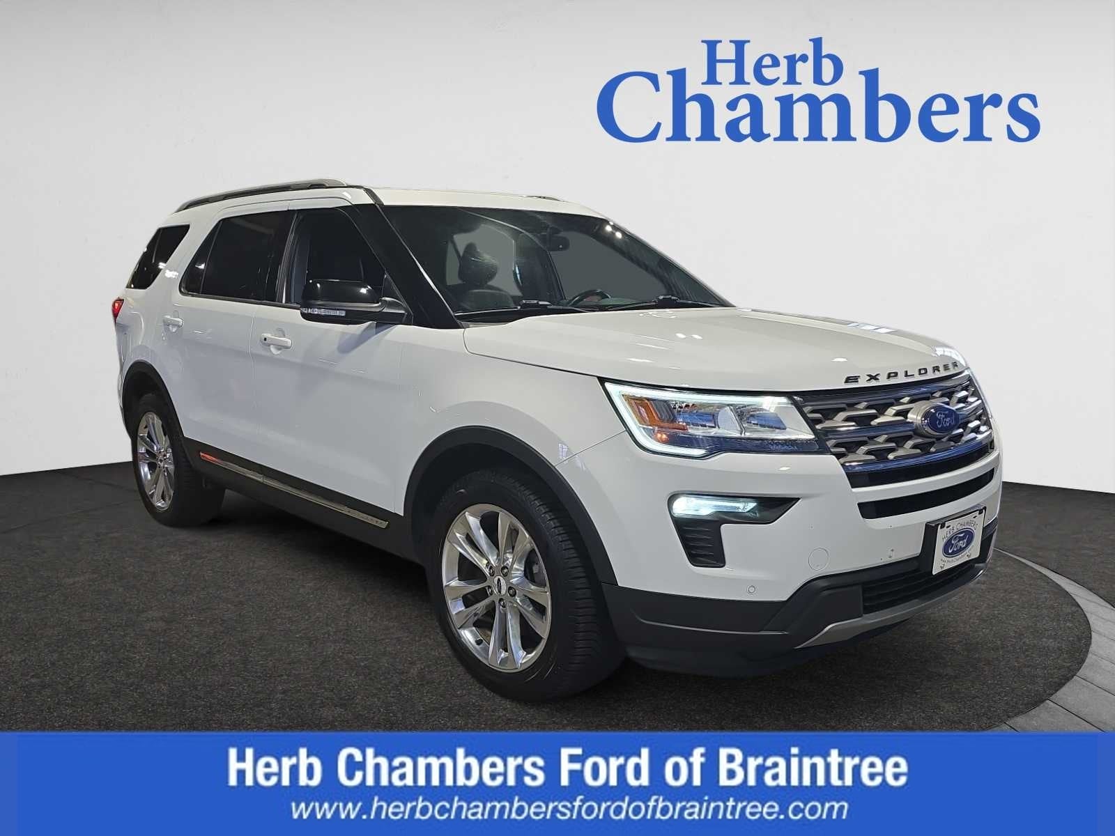Standard Hood Fender & Mirrors | FORD EXPLORER PLATINUM 2018 Standard Hood Fender & Mirrors | FORD EXPLORER PLATINUM 2018