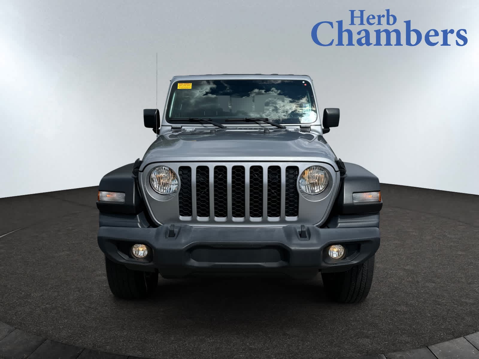 Used 2020 Jeep Gladiator Sport S with VIN 1C6HJTAG3LL129387 for sale in Seekonk, MA