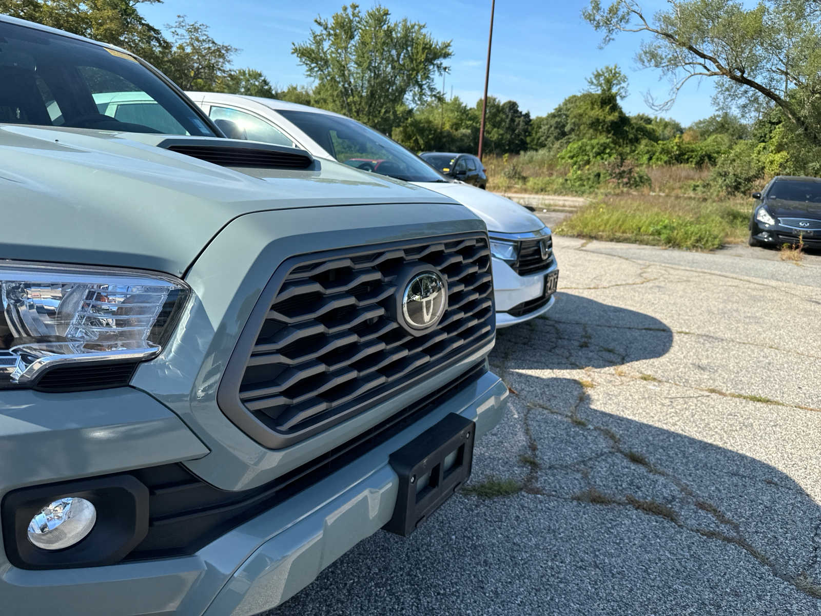 Used 2022 Toyota Tacoma TRD Sport with VIN 3TYSZ5ANXNT061077 for sale in Seekonk, MA