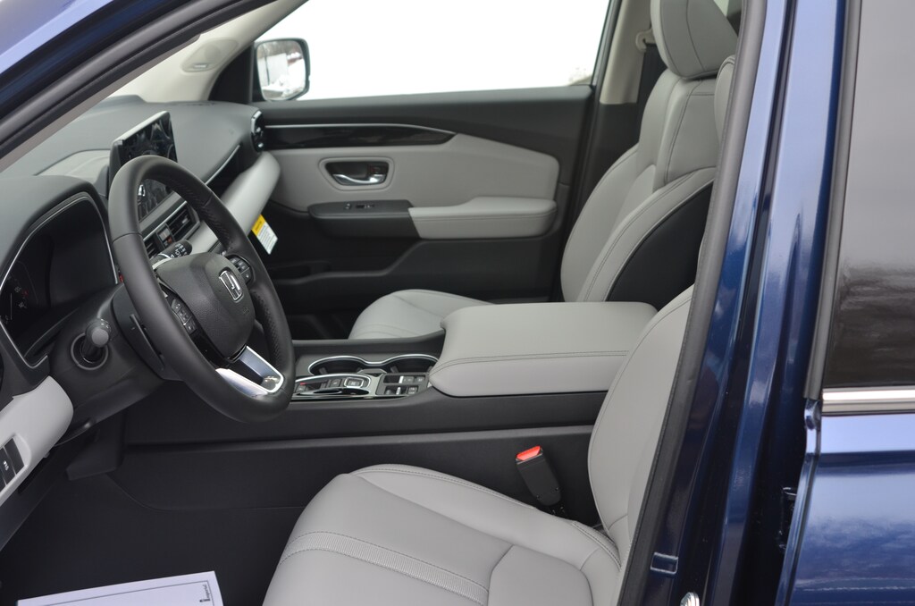 New 2025 Honda Pilot For Sale at Herb Chambers Honda of Burlington VIN