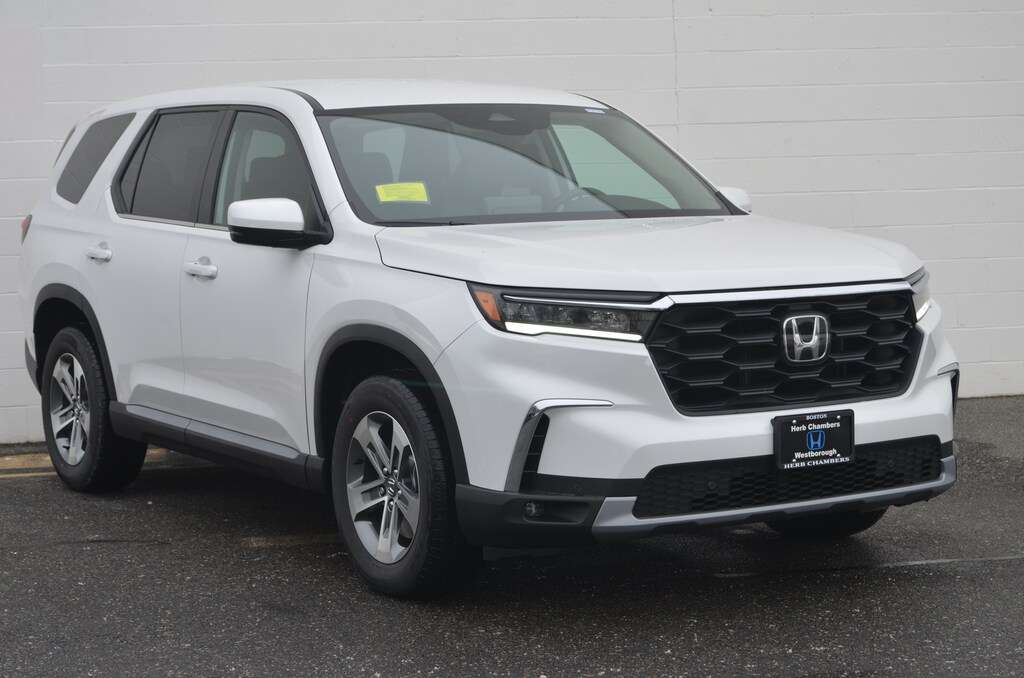 New 2025 Honda Pilot For Sale at Herb Chambers Honda of Westborough VIN