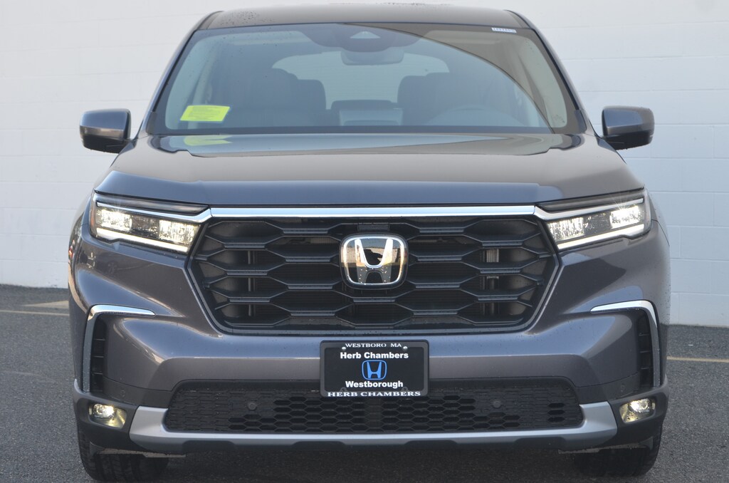 New 2025 Honda Pilot For Sale at Herb Chambers Honda of Burlington VIN