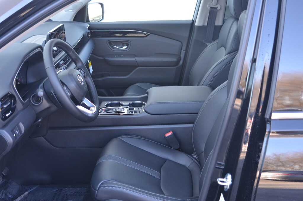 New 2025 Honda Pilot For Sale at Herb Chambers Honda of Westborough VIN