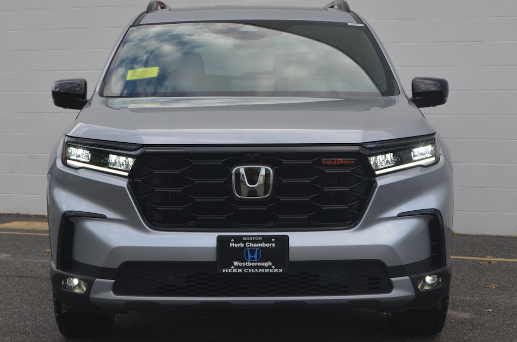 New 2025 Honda Pilot For Sale at Herb Chambers Honda of Westborough VIN