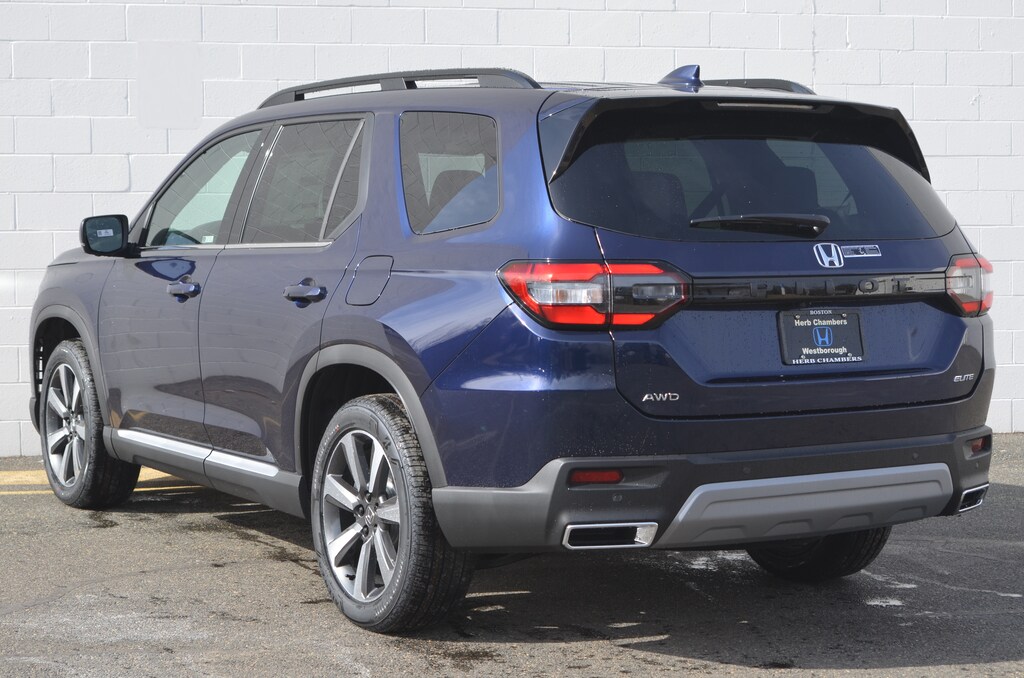 New 2025 Honda Pilot For Sale at Herb Chambers Honda of Westborough VIN