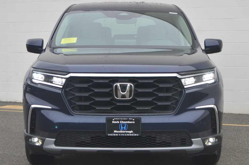 New 2025 Honda Pilot For Sale at Herb Chambers Honda of Burlington VIN