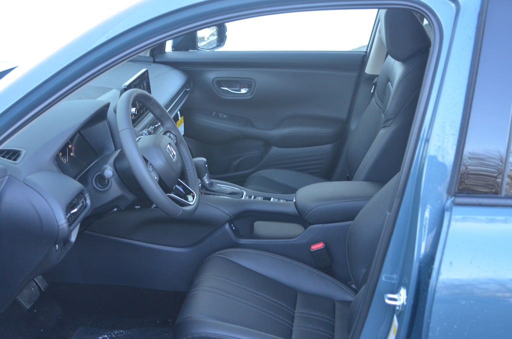 New 2025 Honda HRV For Sale at Herb Chambers Honda of Burlington VIN