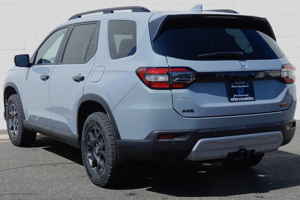 New 2025 Honda Pilot For Sale at Herb Chambers Volvo Cars Norwood VIN