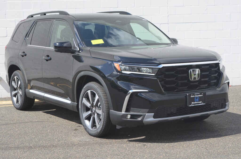 New 2025 Honda Pilot For Sale at Herb Chambers Honda of Burlington VIN