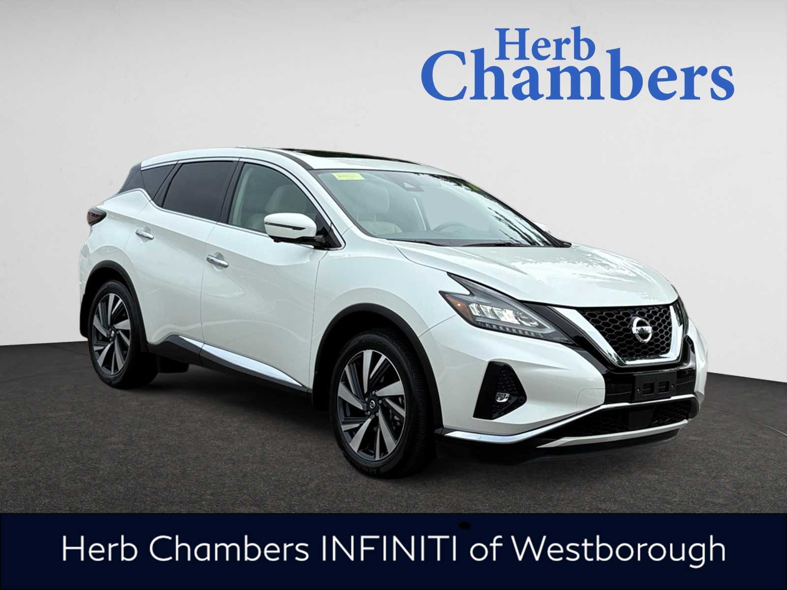 2022 Nissan Murano SL's photo