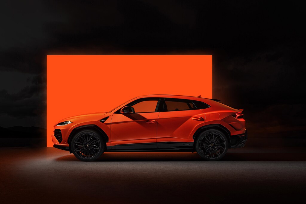 New 2025 Urus SE in Wayland, MA Near Boston, Cambridge