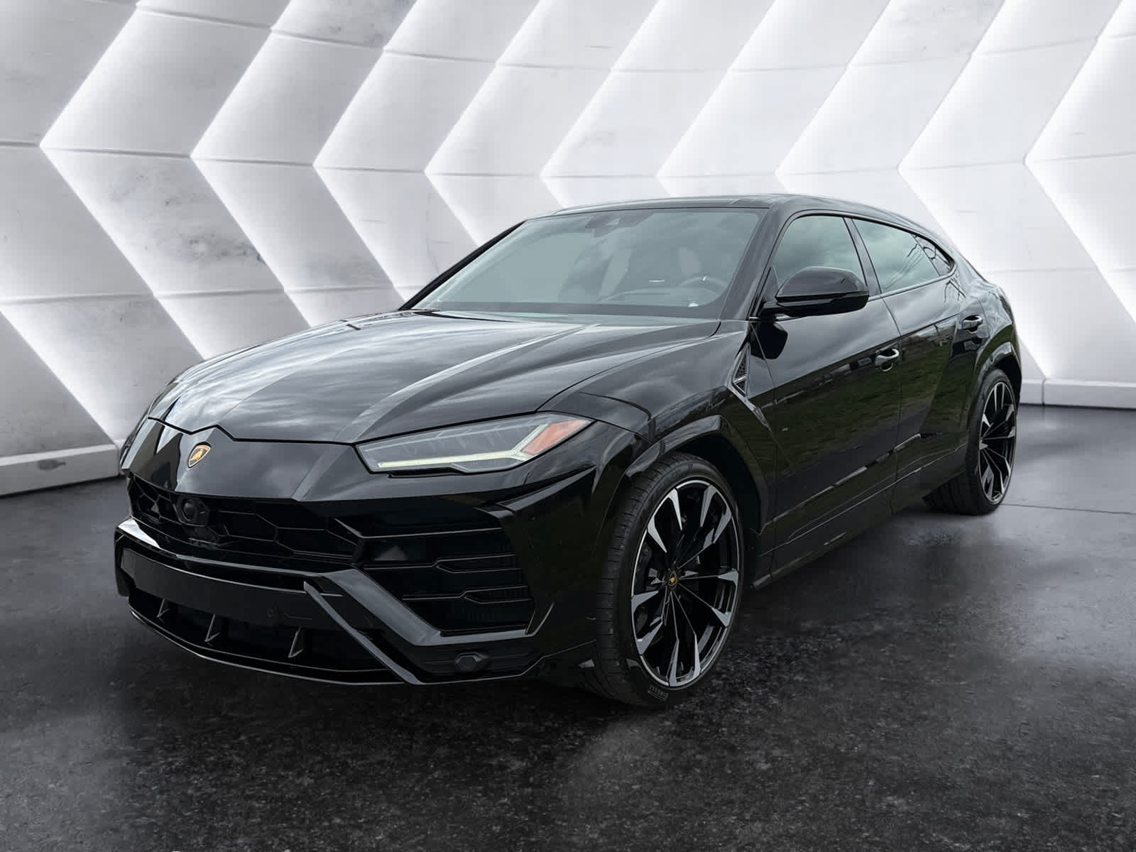 Certified 2021 Lamborghini Urus Base with VIN ZPBUA1ZL9MLA14669 for sale in Wayland, MA